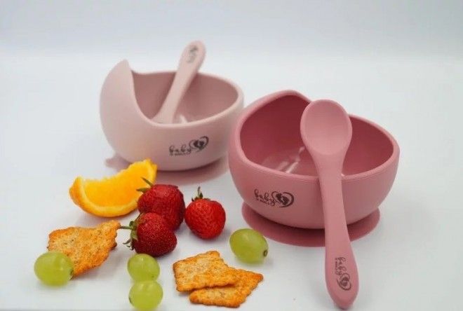 Miska silikonowa z przyssawką i łyżeczką Rose