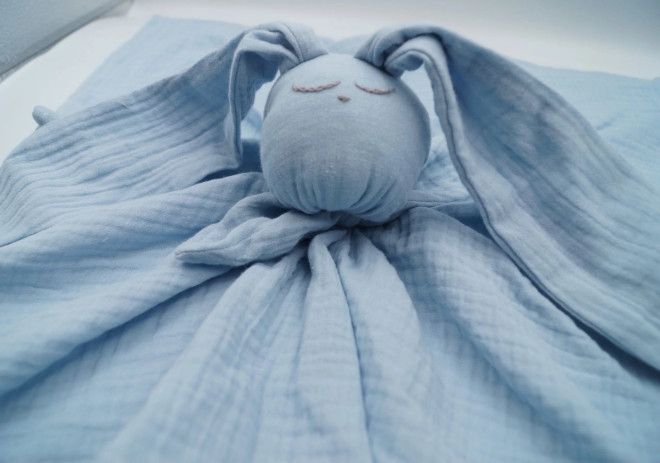 Pielucha muślinowa Hug Me Bunny niebieski