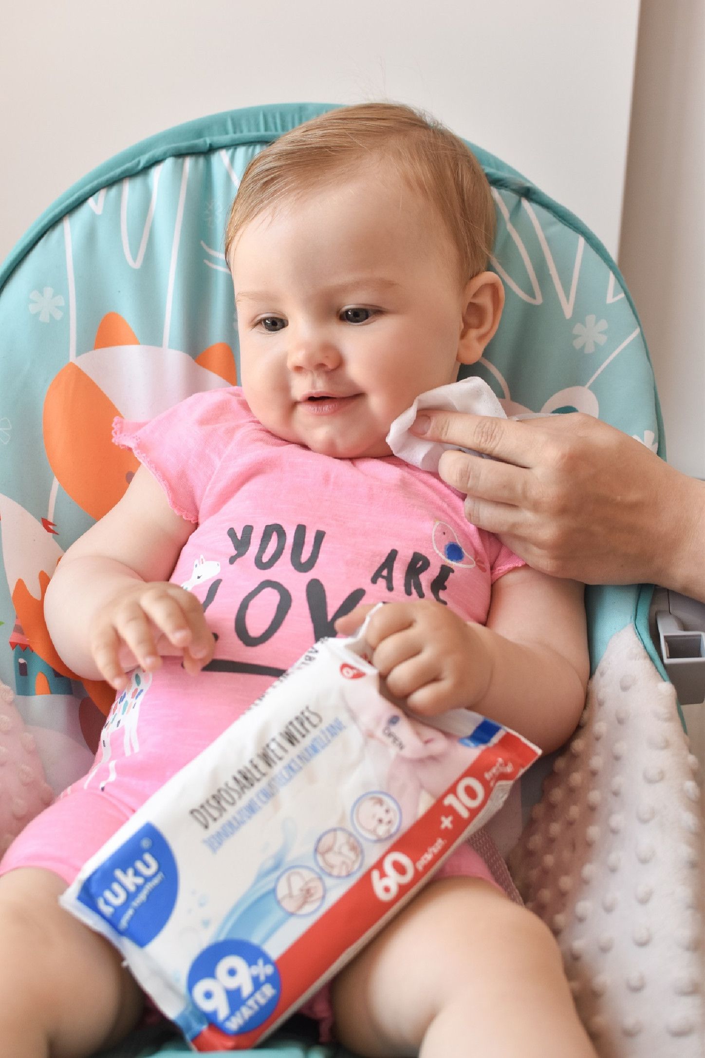 Akuku Jednorazowe chusteczki nawilżane wodą 70 szt